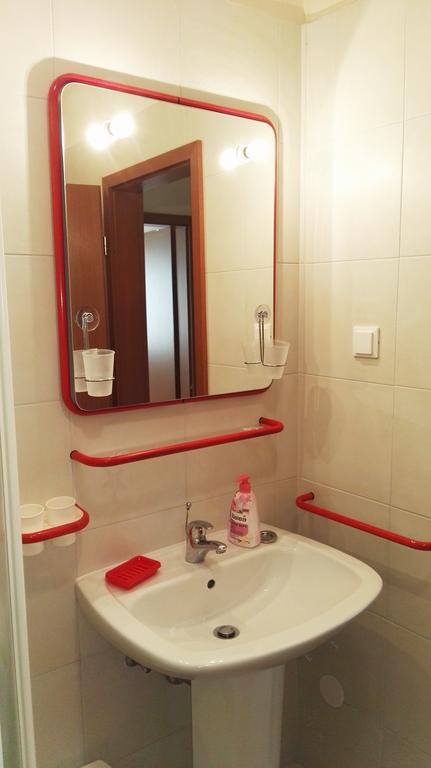 Apartment Finn โรวีน ภายนอก รูปภาพ